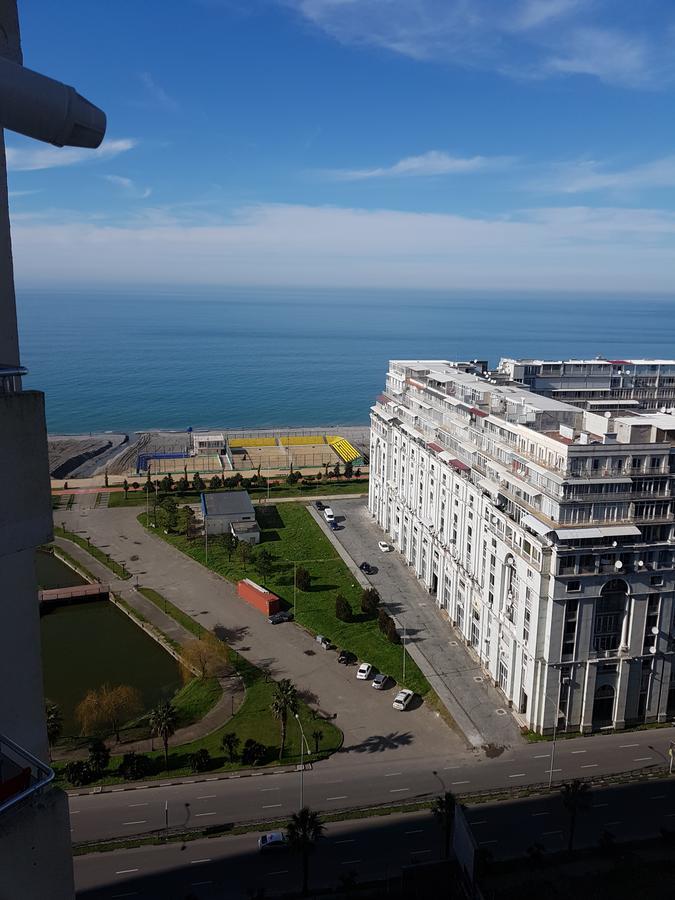Sky-G Sea View Apartment Батумі Екстер'єр фото