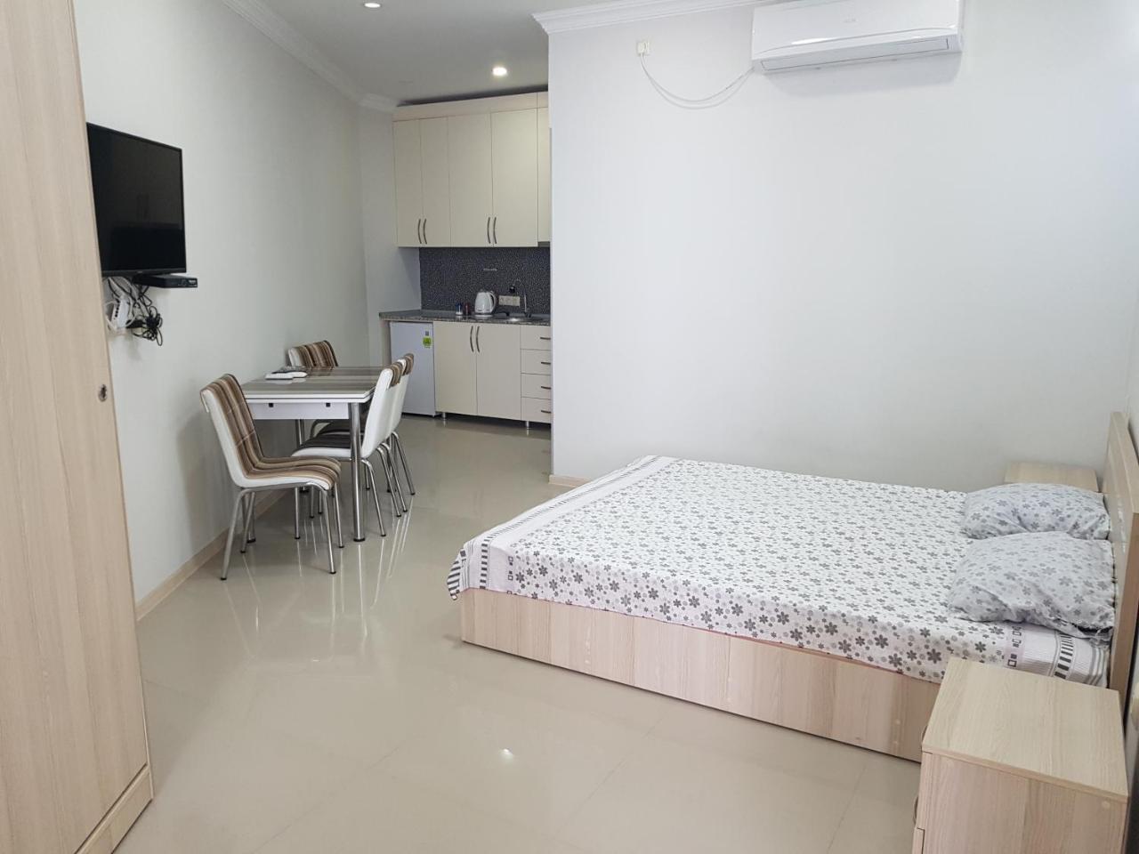 Sky-G Sea View Apartment Батумі Екстер'єр фото