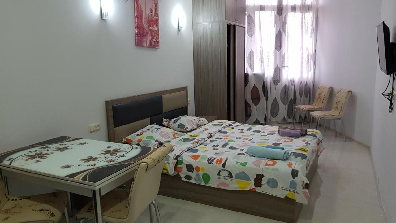 Sky-G Sea View Apartment Батумі Екстер'єр фото